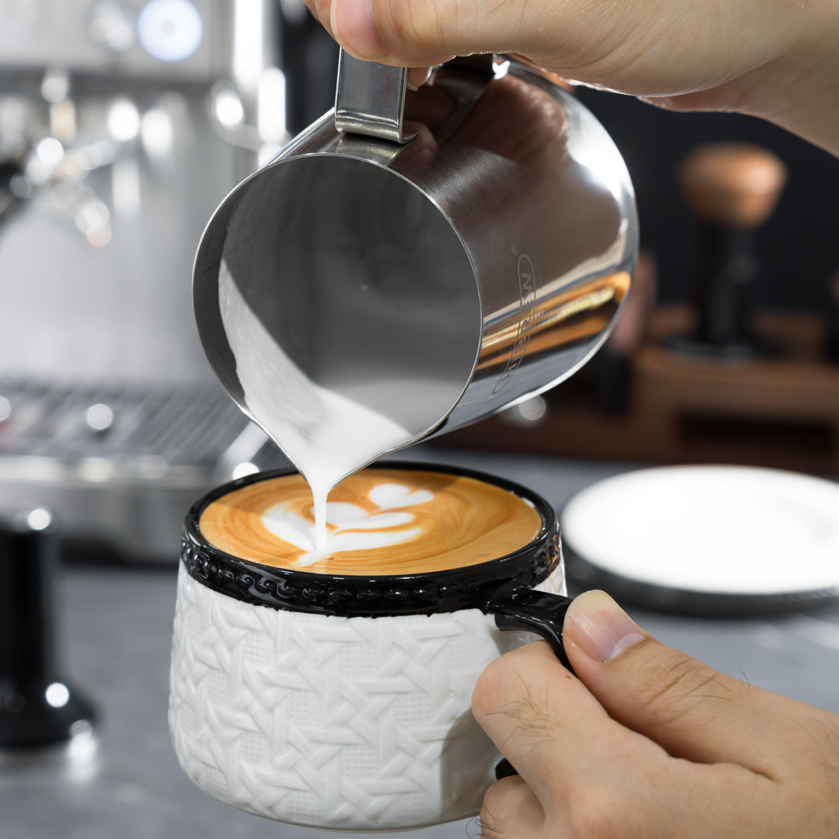 Machine à expresso semi-automatique HiBREW H10 | Pompe 15 bars | Réservoir 1,8 L | Température réglable